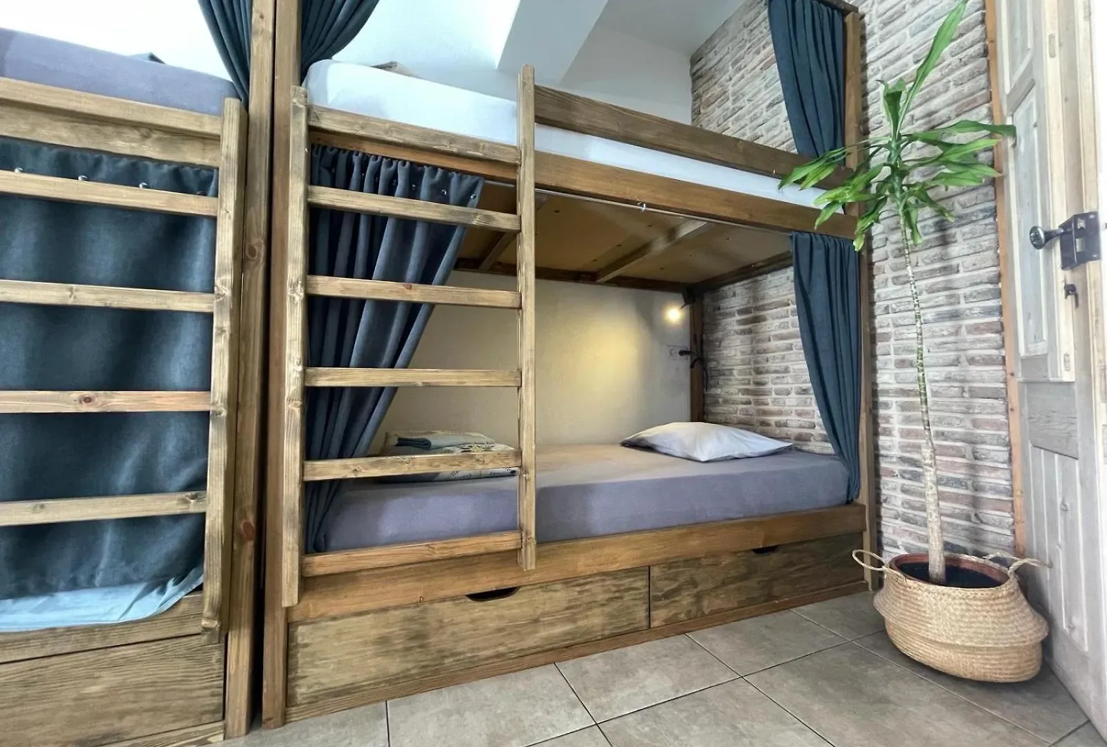 Casa da Madalena Backpackers Hostel