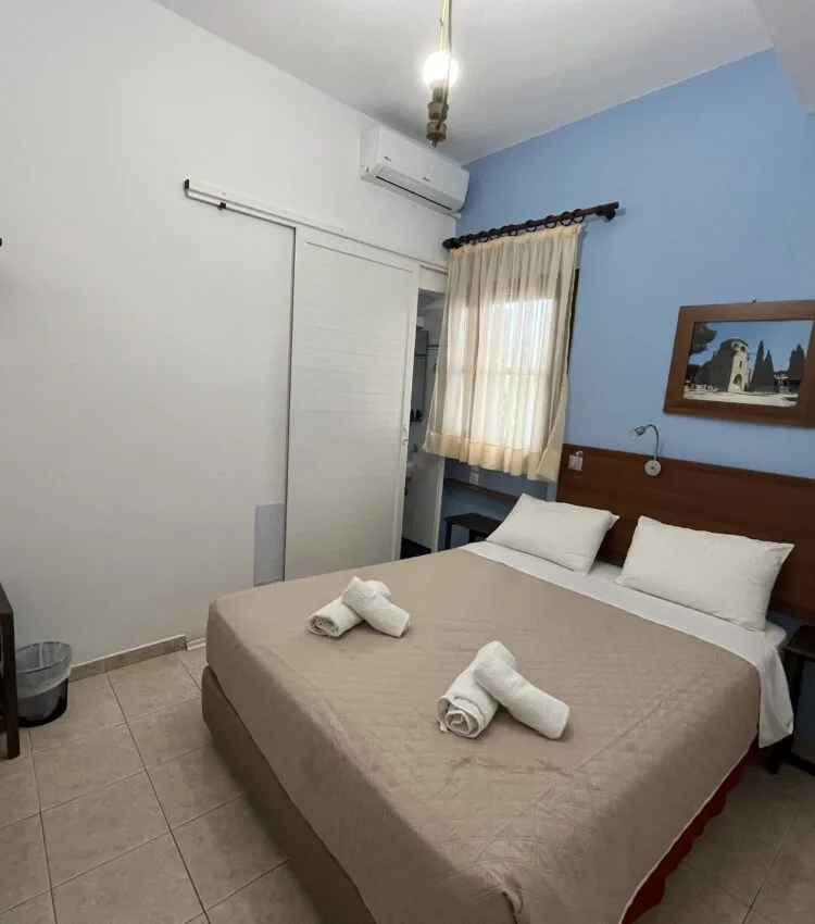 Eleni Rooms