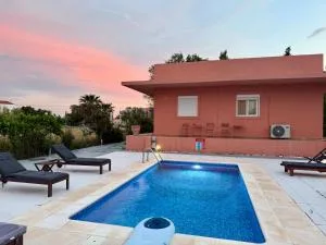 Summer Breeze Villa