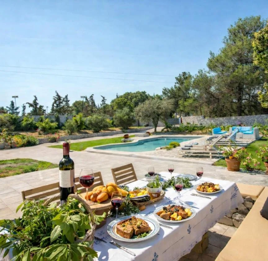 Emarmene Country Home