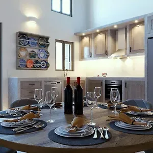 Heliareti Traditional House
