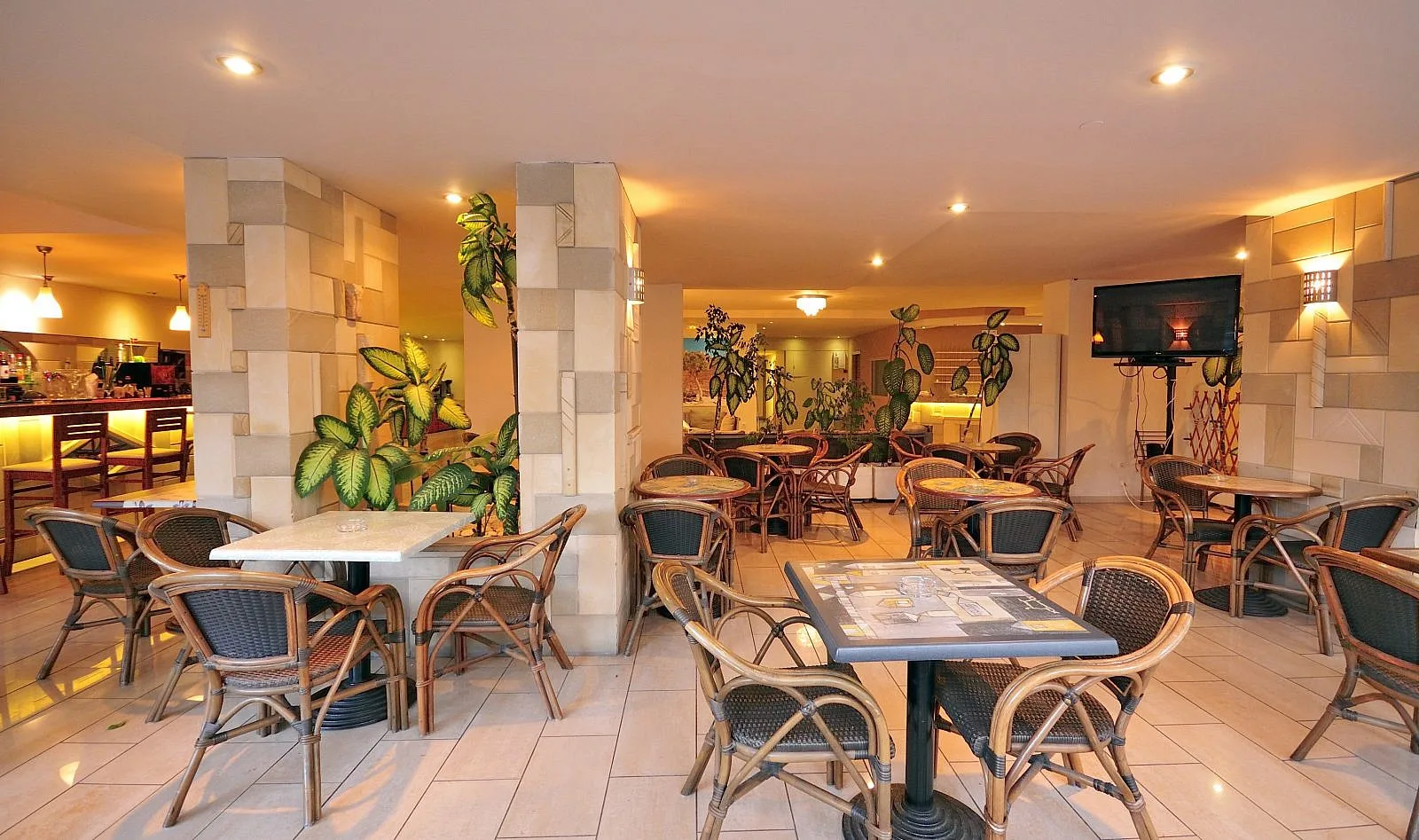 Hotel Carina