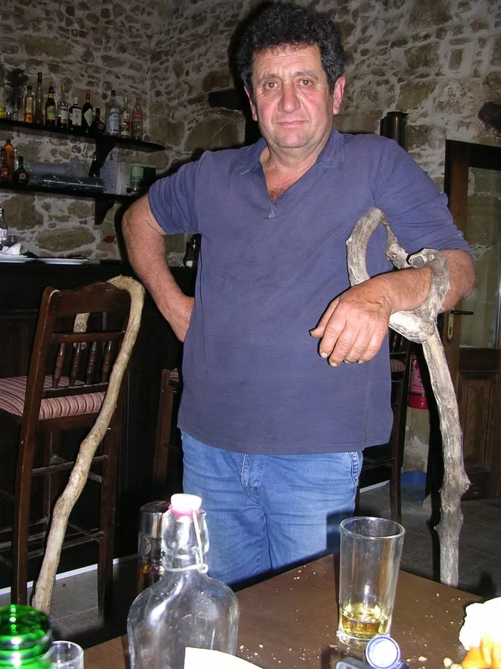 Αρχόντας