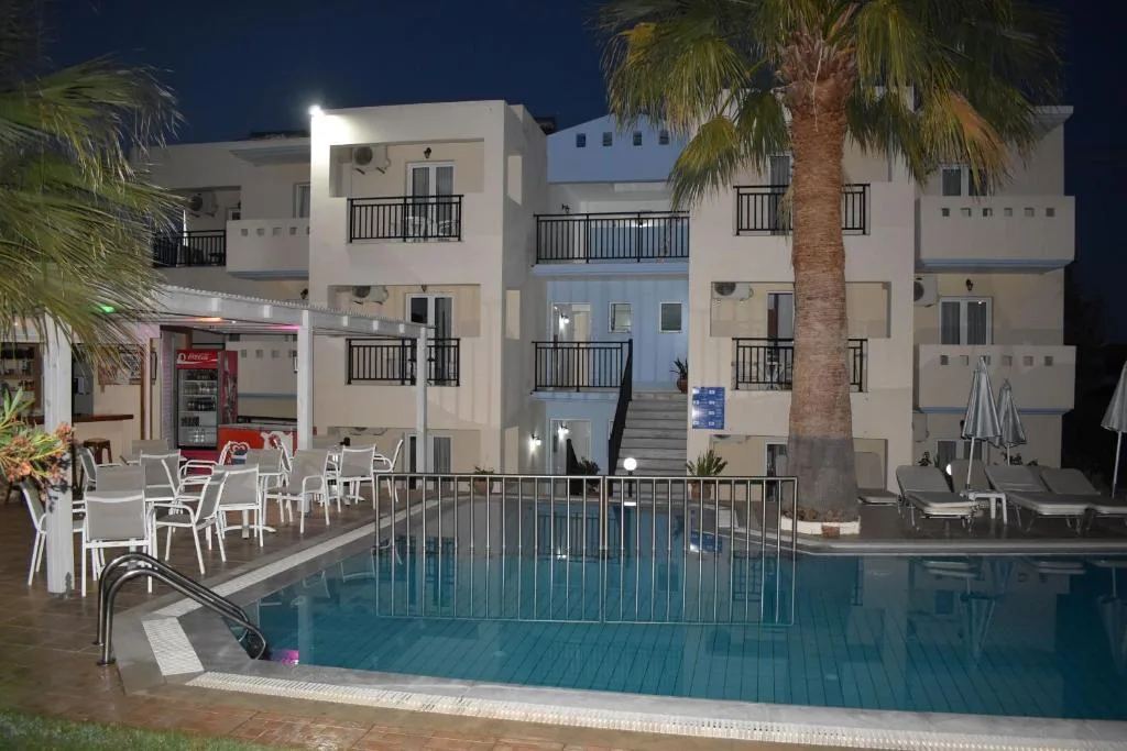Sunshine Studios and Apartments
