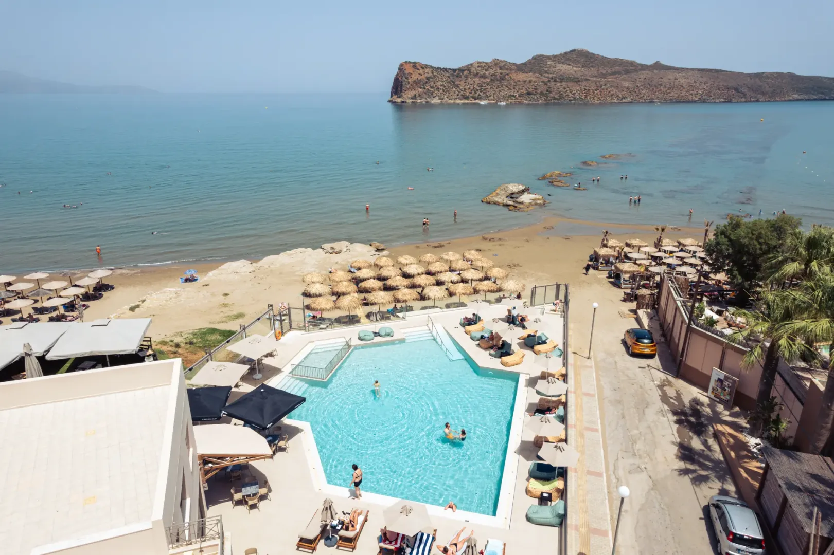 Chrispy World Hotel