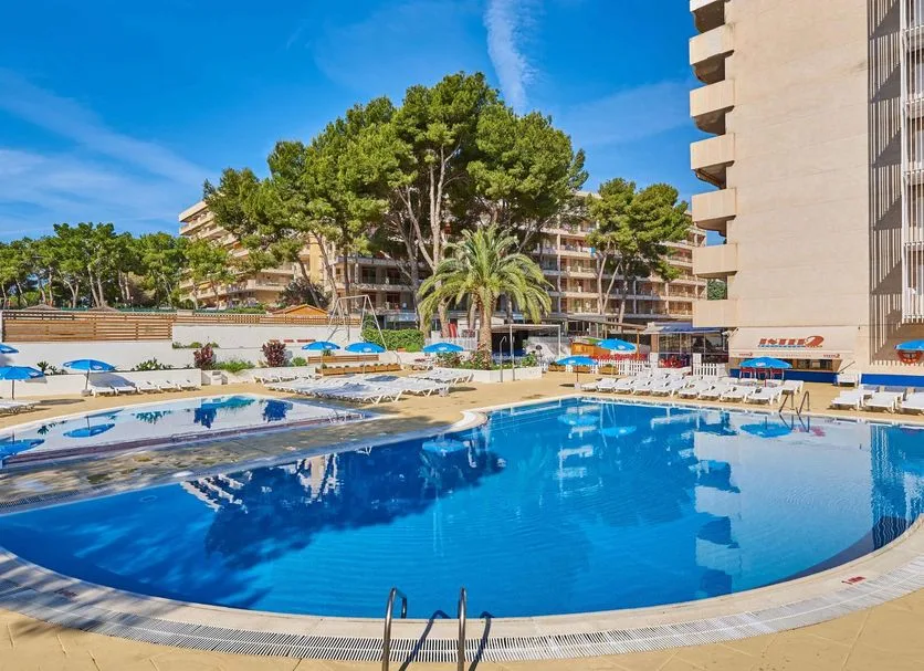International 2 Apartments