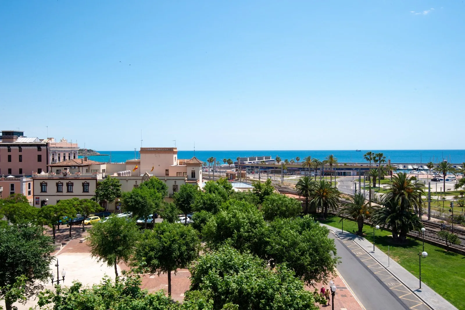 Port Plaza Apartments